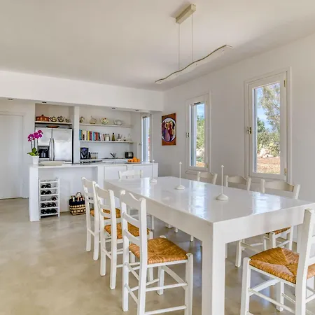Les Oliviers Villa