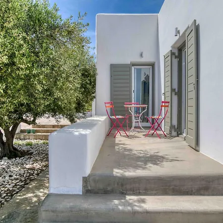 Les Oliviers Isterni (Paros)